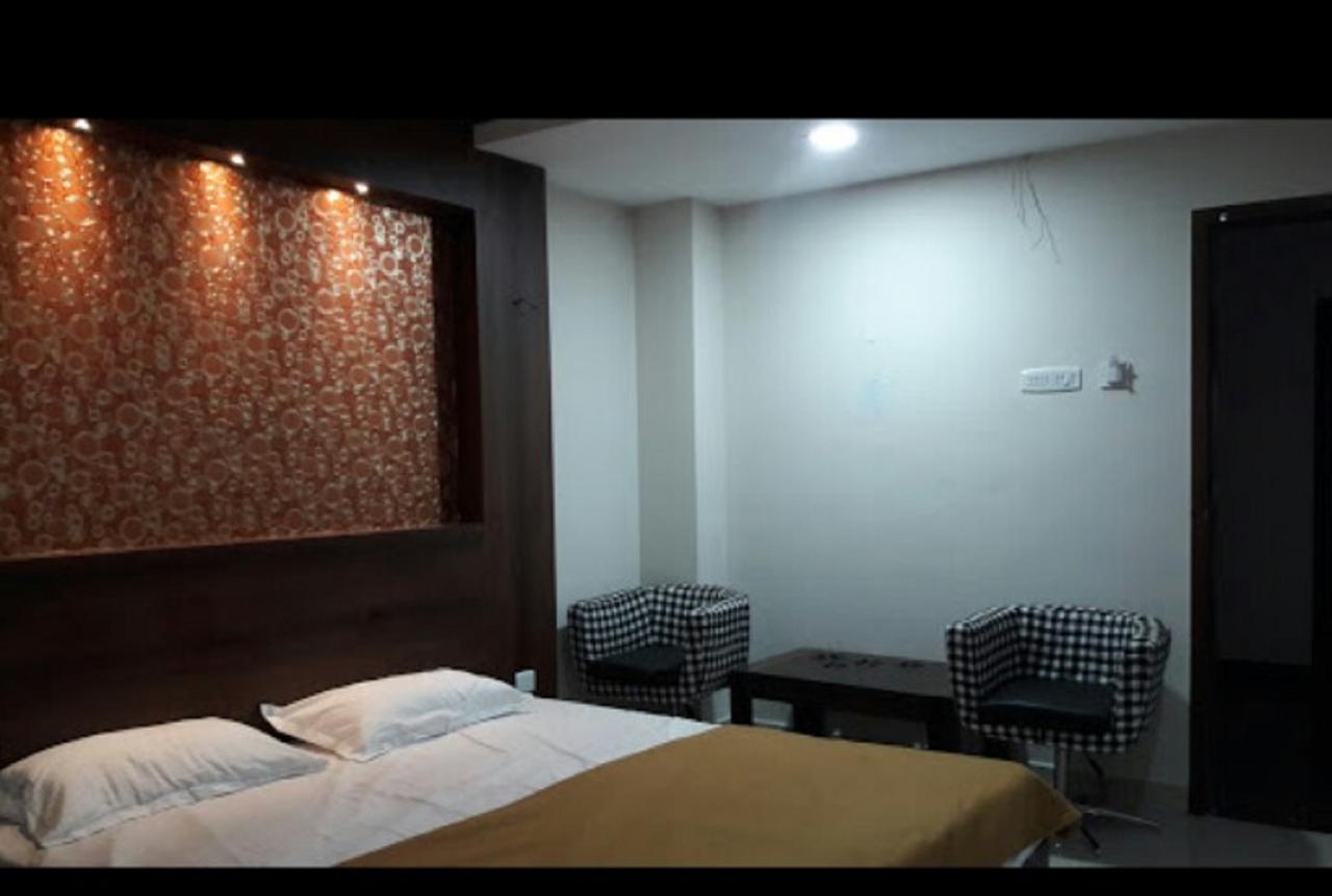 Ambāsamudram Hotel Gowri Sankar المظهر الخارجي الصورة
