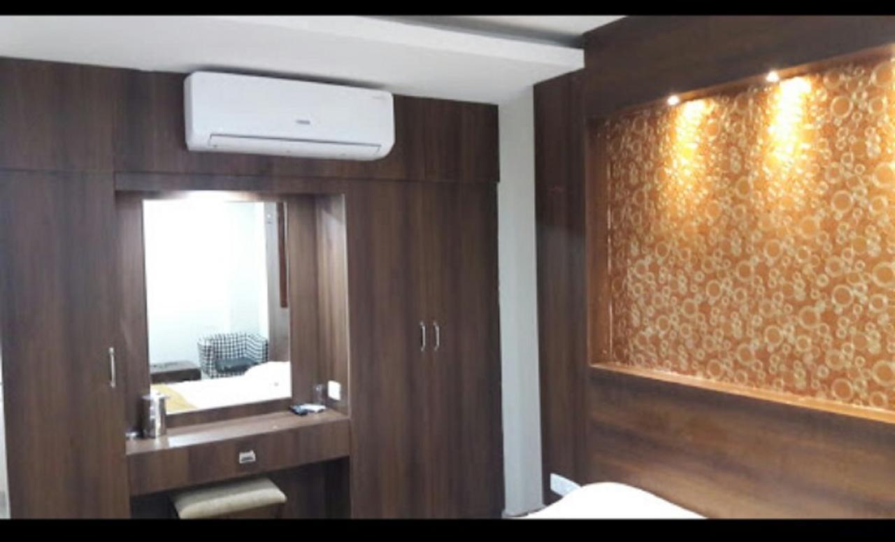 Ambāsamudram Hotel Gowri Sankar المظهر الخارجي الصورة
