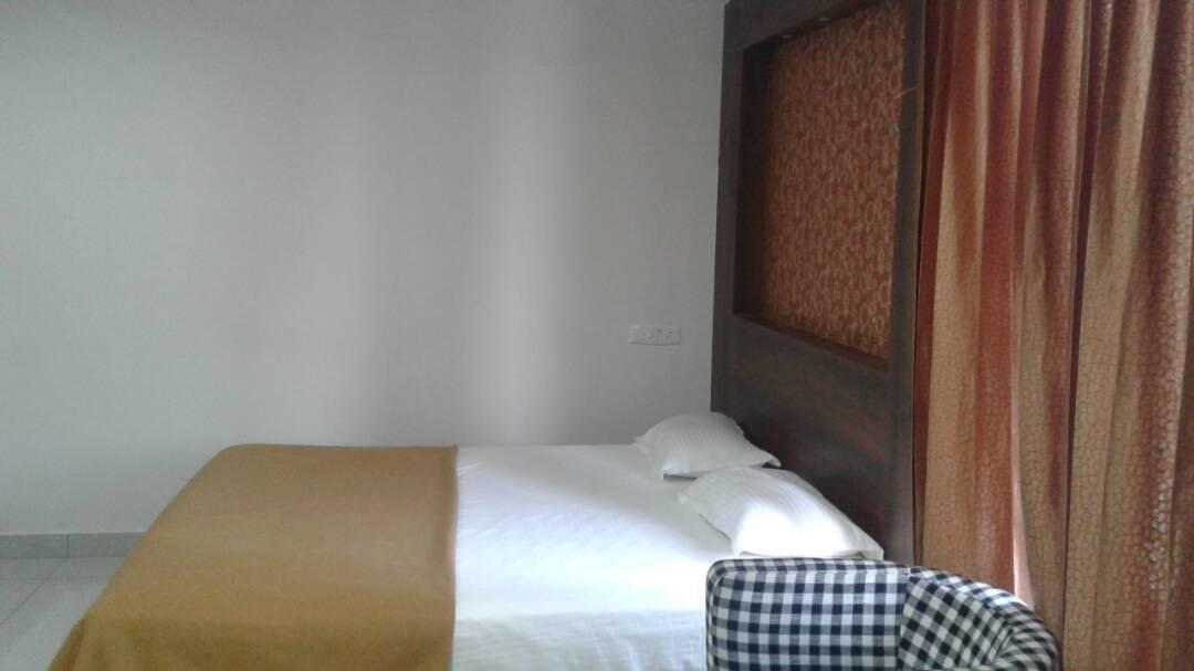 Ambāsamudram Hotel Gowri Sankar المظهر الخارجي الصورة
