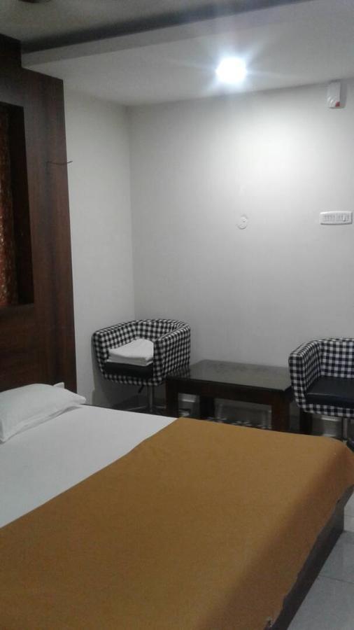 Ambāsamudram Hotel Gowri Sankar المظهر الخارجي الصورة